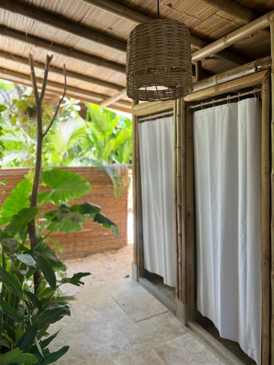 A Pousada Dream Surf House Santa Teresa Playa Hermosa Cobano Exterior foto