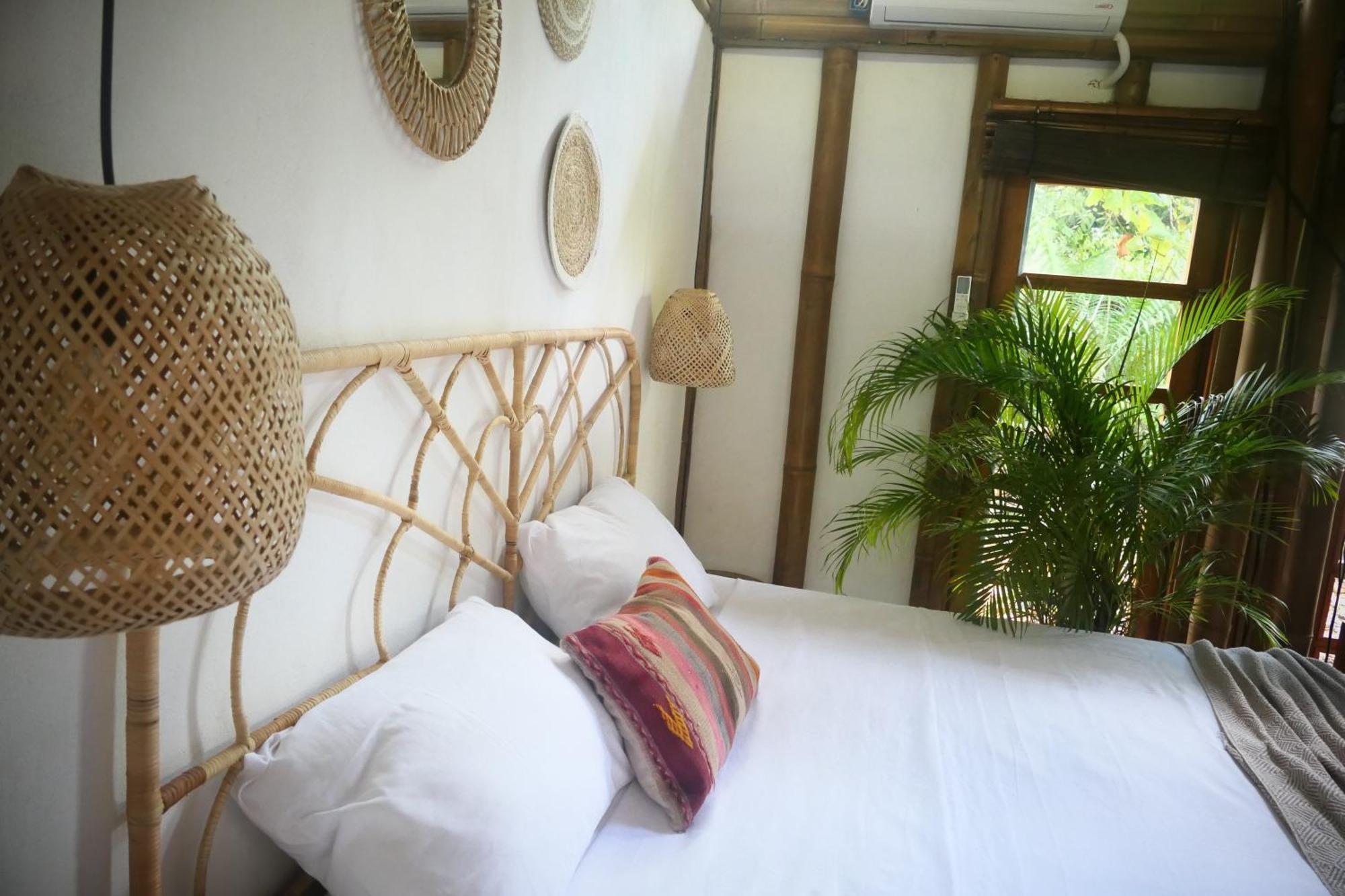A Pousada Dream Surf House Santa Teresa Playa Hermosa Cobano Exterior foto